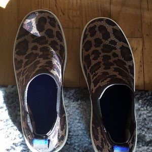 Worn a few times only